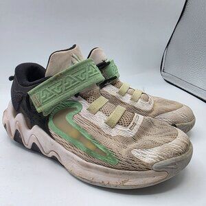 Nike Boys Giannis Immortality Size 1.5Y White Green Basketball Shoes Sneakers